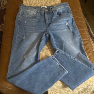 Stylish Blue Distressed Jeans